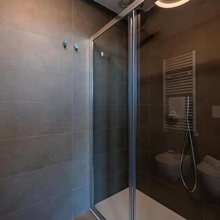 Apartment Luxury By The Sea - Free Park - Gym - Ultrawifi *