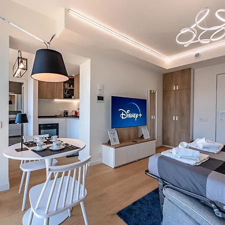 Luxury By The Sea - Free Park - Gym - Ultrawifi Apartment Genoa