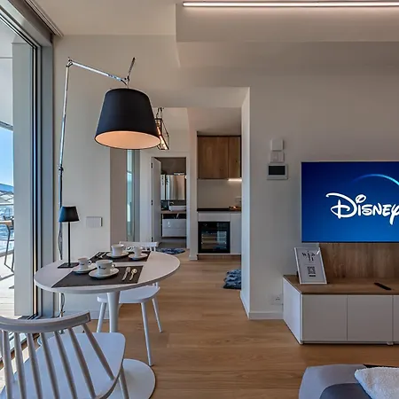 Apartment Luxury By The Sea - Free Park - Gym - Ultrawifi Genoa