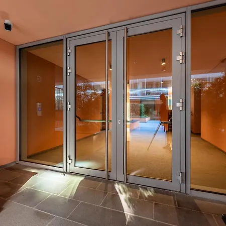 Апартаменты Luxury By The Sea - Free Park - Gym - Ultrawifi *