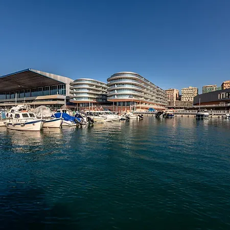 Apartment Luxury By The Sea - Free Park - Gym - Ultrawifi