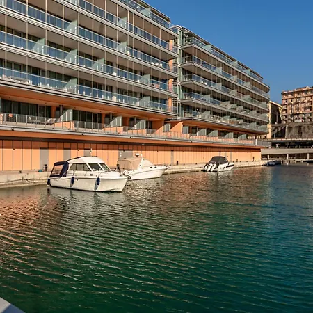 Luxury By The Sea - Free Park - Gym - Ultrawifi Apartment Genoa