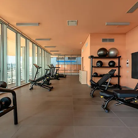 Apartment Luxury By The Sea - Free Park - Gym - Ultrawifi