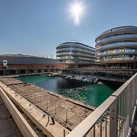 Luxury By The Sea - Free Park - Gym - Ultrawifi Daire